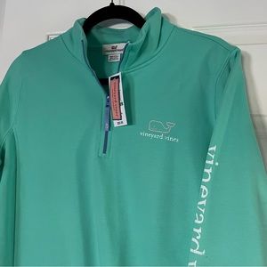 Vineyard Vines Graphic 1/4 Zip New With Tags